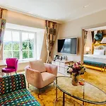 Szálloda Schloss Seefels 5*