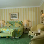 Schloss Seefels 5*