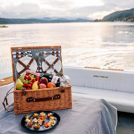 Otel Schloss Seefels 5*