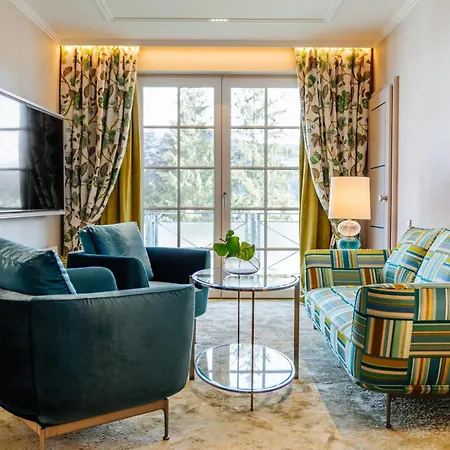 Otel Schloss Seefels Tiebitsch