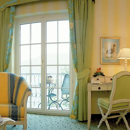 Otel Schloss Seefels Tiebitsch