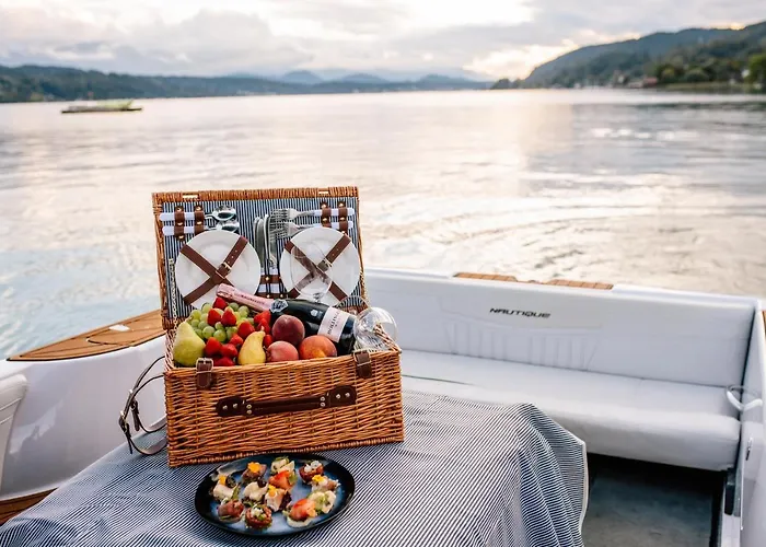 Otel Schloss Seefels 5*